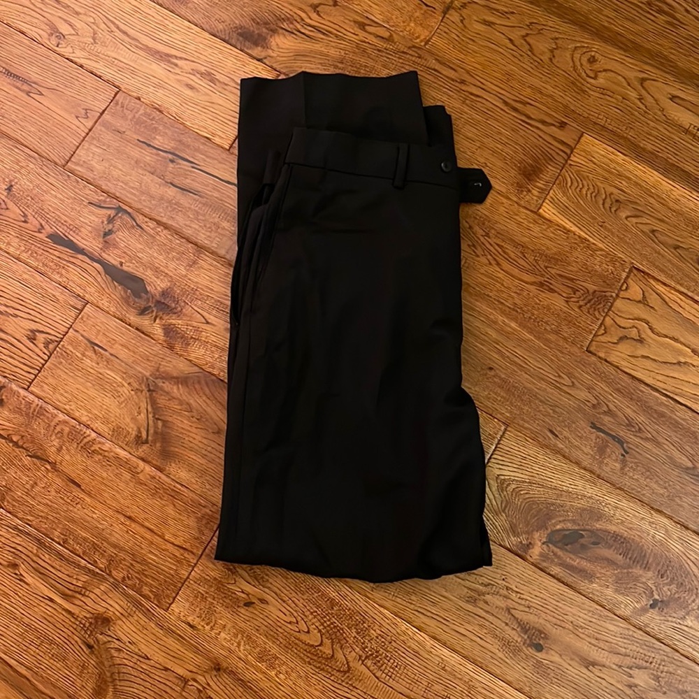 Stafford men’s slacks. Size 36 waist, 32 length. Black fabric. Classic fit.